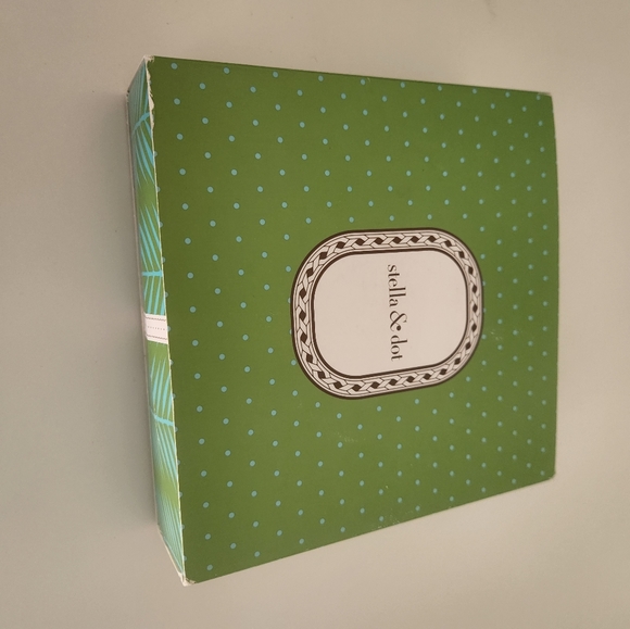 Stella & dot necklace - Picture 3 of 3